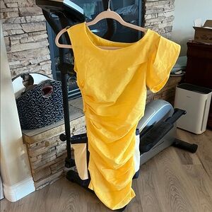Chic One Shoulder Yellow Dress